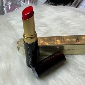 Kevyn Aucoin Vibrant Red Lipstick